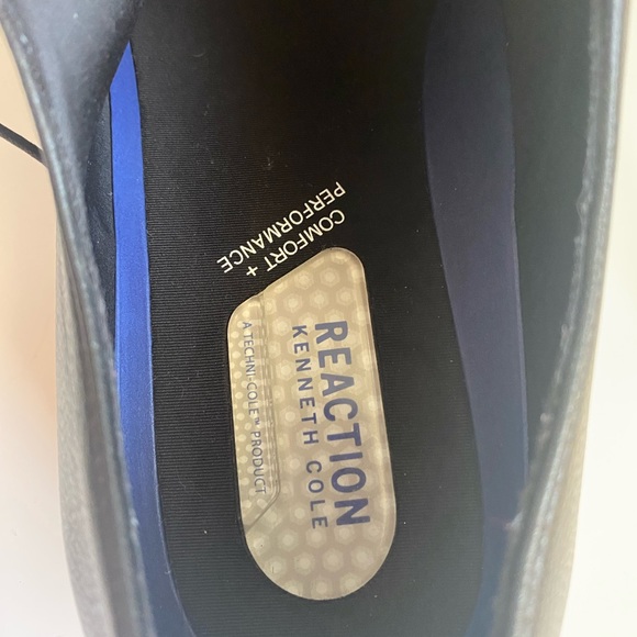 KENNETH COLE REACTION
Men's Black Vegan Leather
CLYDE FLEX LACE UP Size 12 - Picture 10 of 13